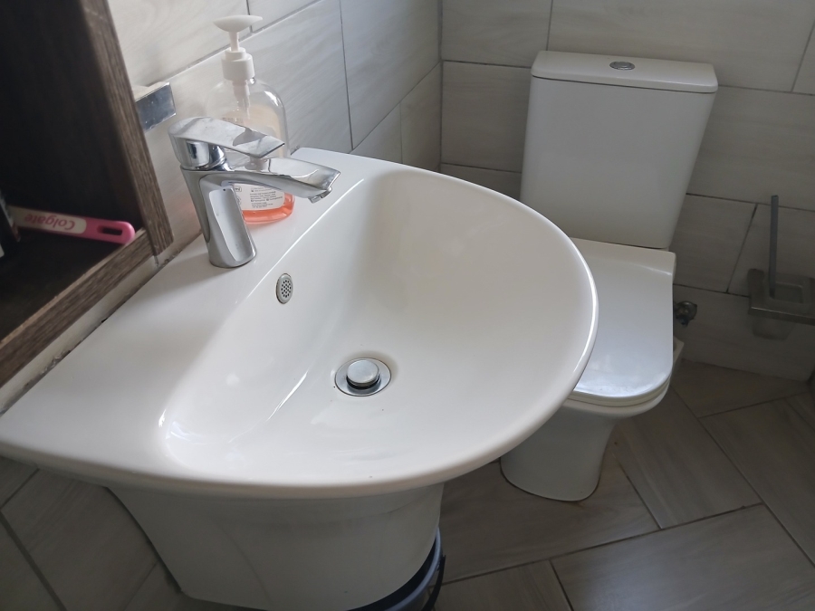 2 Bedroom Property for Sale in Mdantsane Eastern Cape